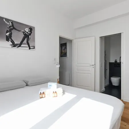 Superb Flat With Sea View In The Former Grand - Welkeys Апартаменты *